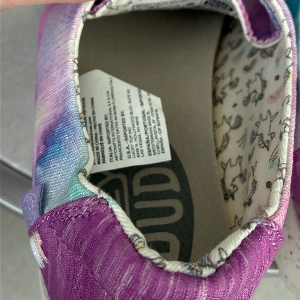HEY DUDE WENDY YOUTH DREAMER Size YT6 - Picture 5 of 6